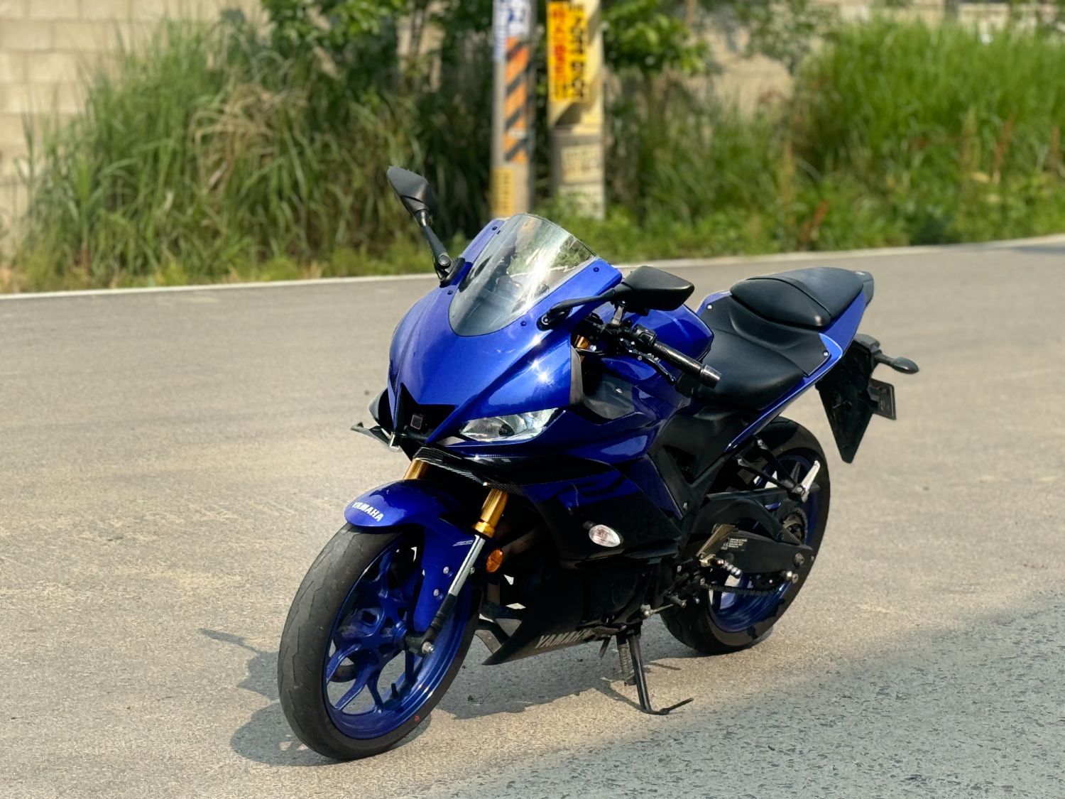 야마하 YZF R3 thumb 2