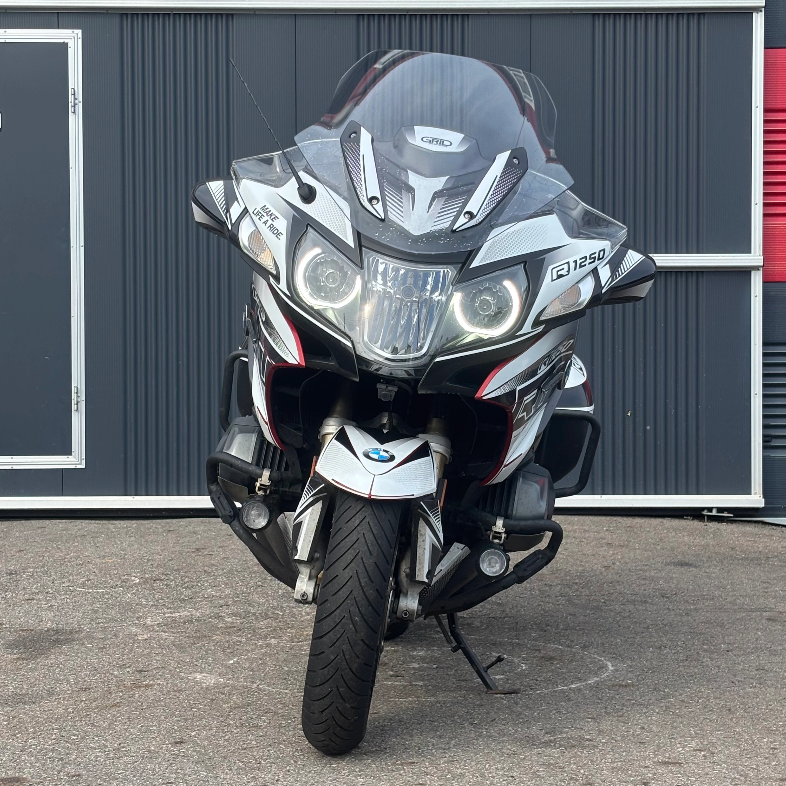 BMW R 1250 RT 2019 화이트 사진 2