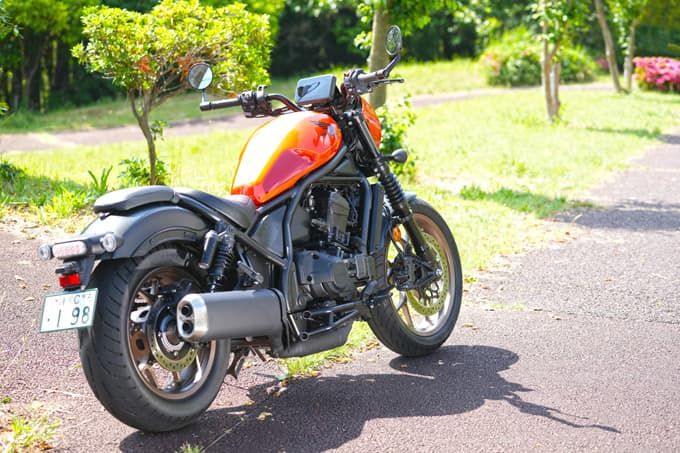 【ホンダ レブル1100Sエディション DCT 試乗記】 十徳ナイフのごとき万能性が魅力!  安心・快適・超楽しい満足クルーザー!! 05画像