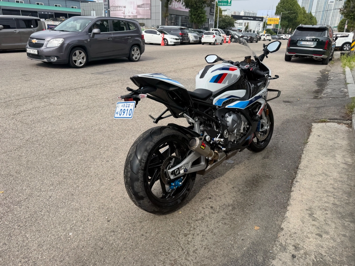 BMW M 1000 RR 2022 블랙 사진 6