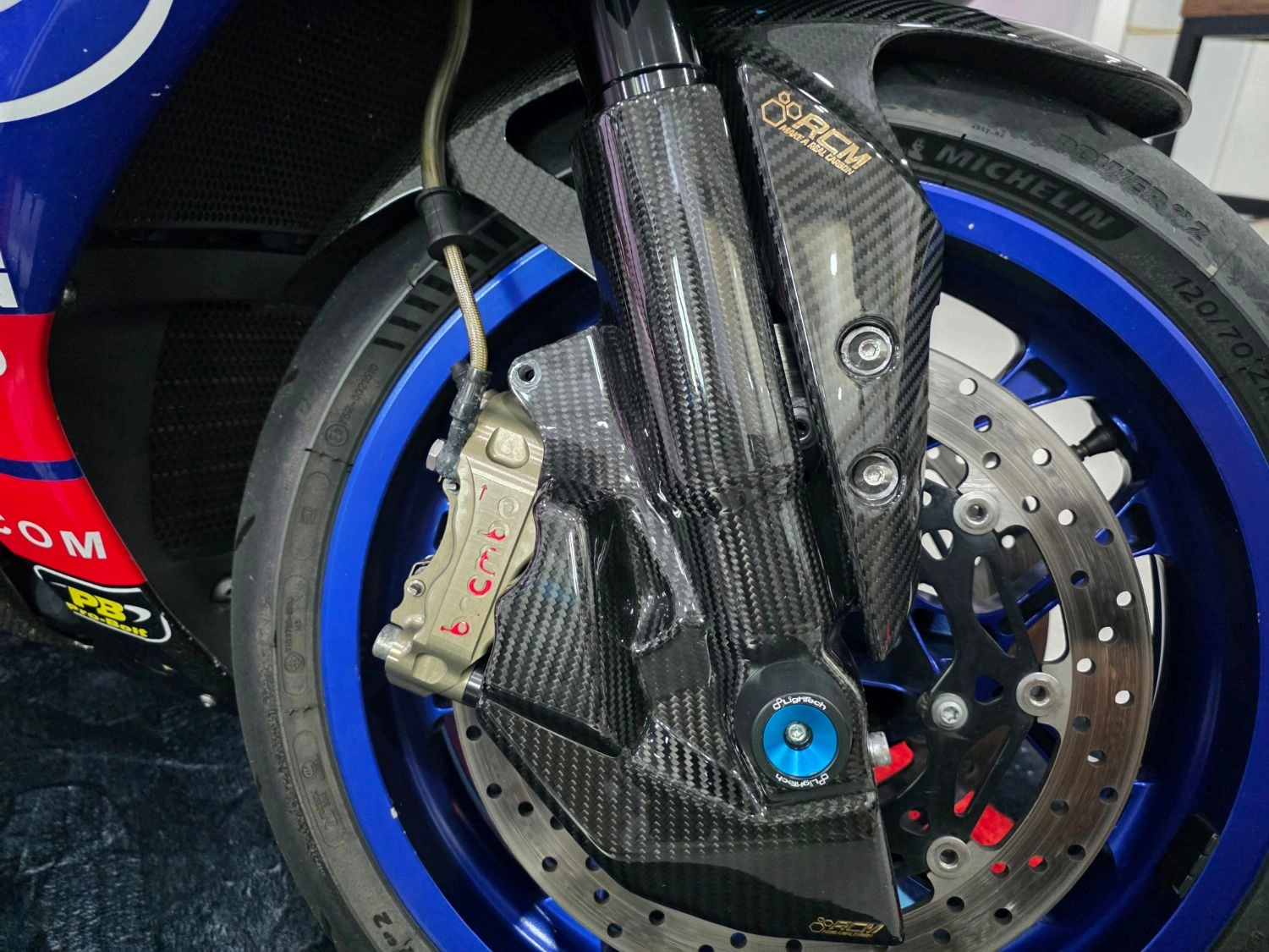 야마하 YZF R1 2022 블루 사진 5