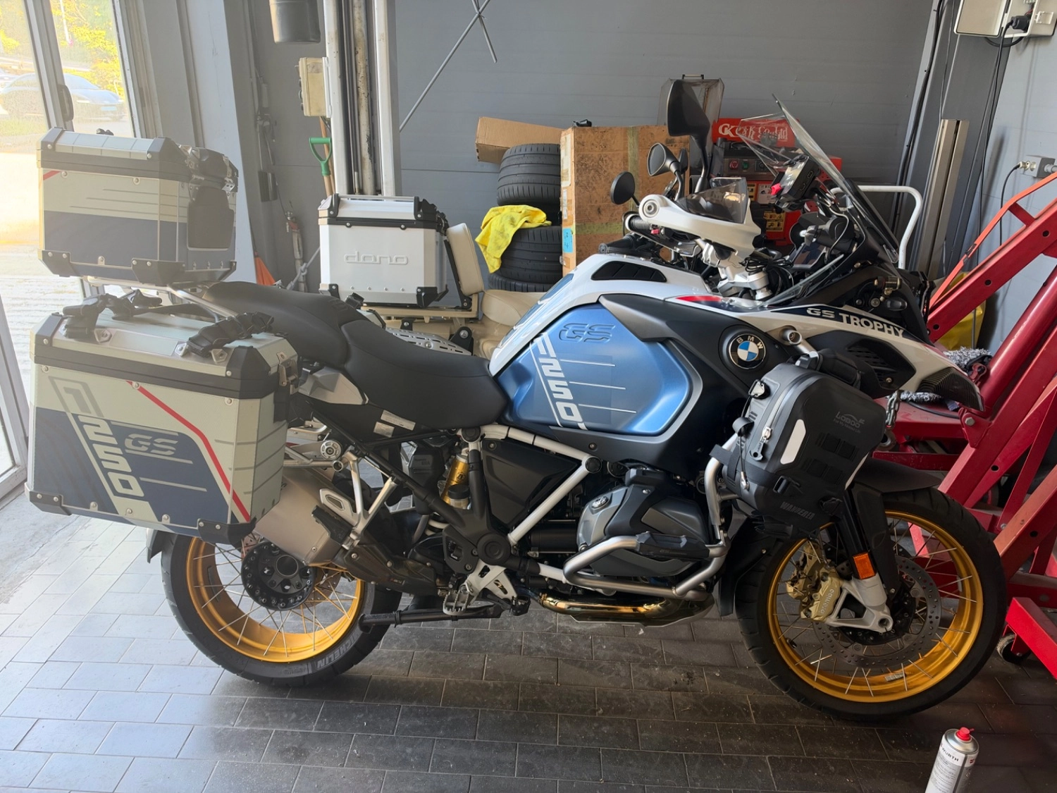 BMW R 1250 GS 2023 블루 사진 1