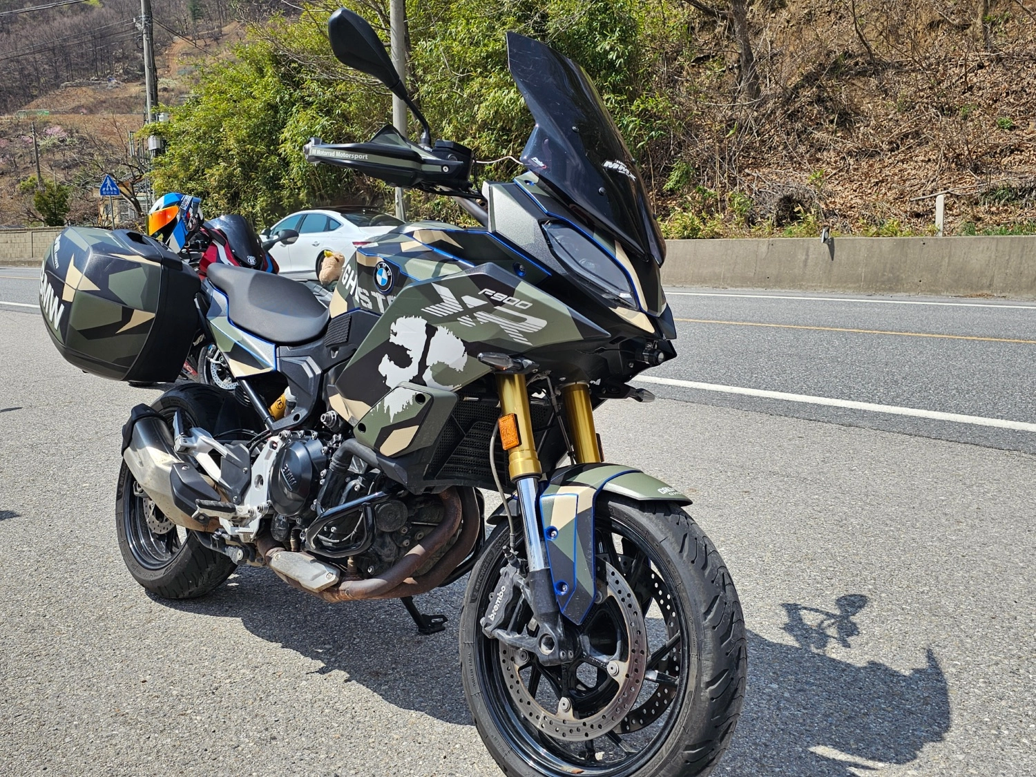 BMW F 900 XR 2023 화이트 사진 1