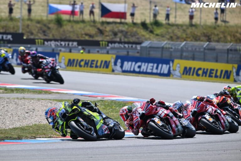 【MotoGPチェコGPハイライト】マルケスも恐れる才能。「小椋とは戦いたくない」と言わしめた小椋藍が歴史を塗り替えた!｜【MotoGPチェコGPハイライト】マルケスも恐れる才能。「小椋とは戦いたくない」と言わしめた小椋藍が歴史を塗り替えた!