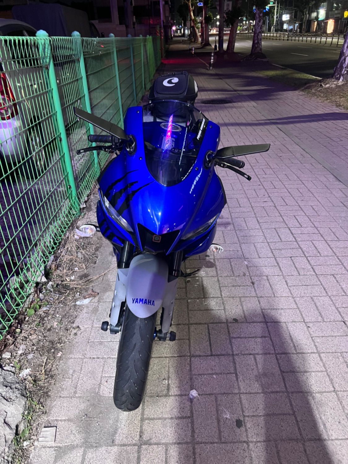 야마하 YZF R3 thumb 2