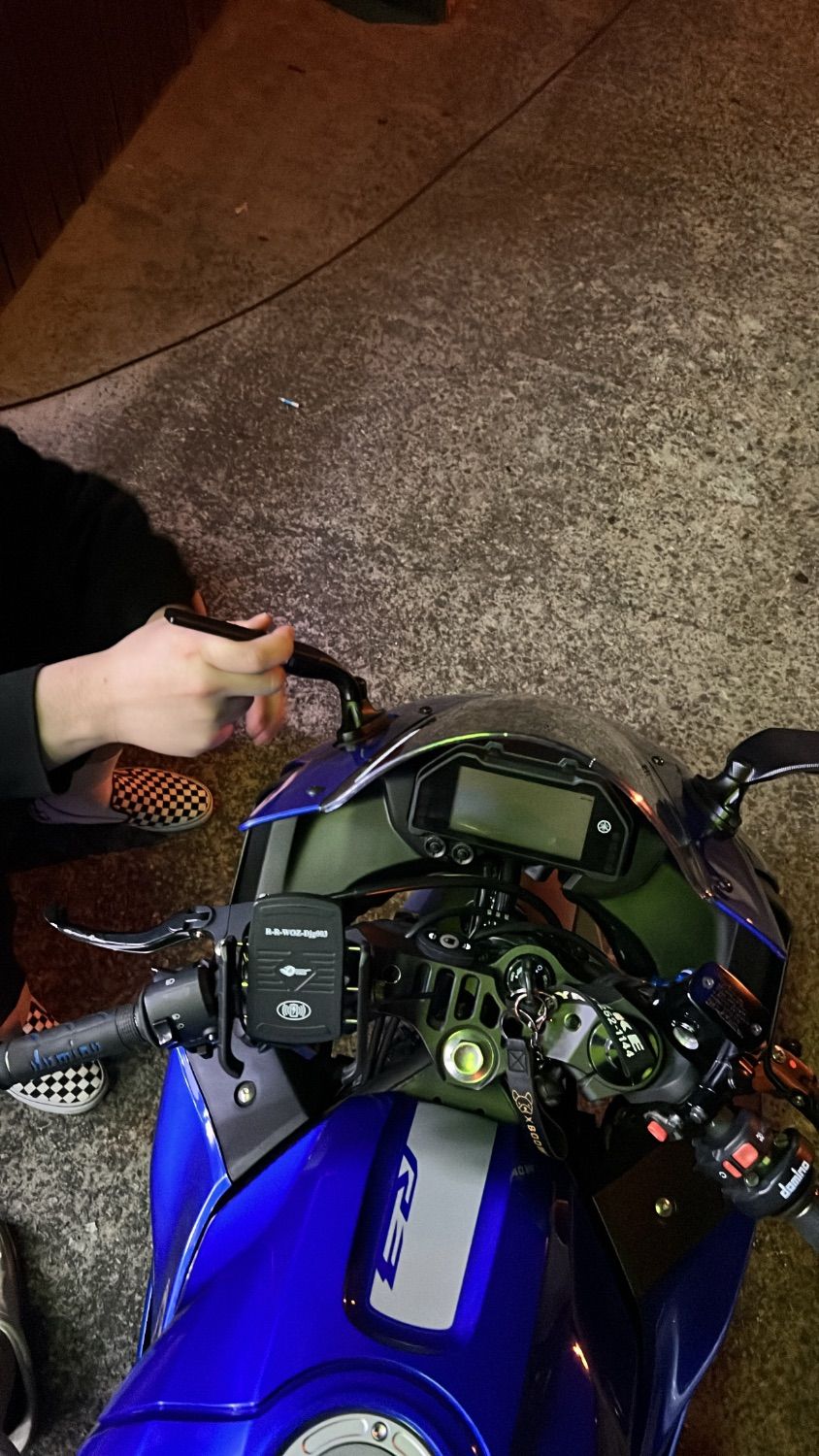 야마하 YZF R3 more