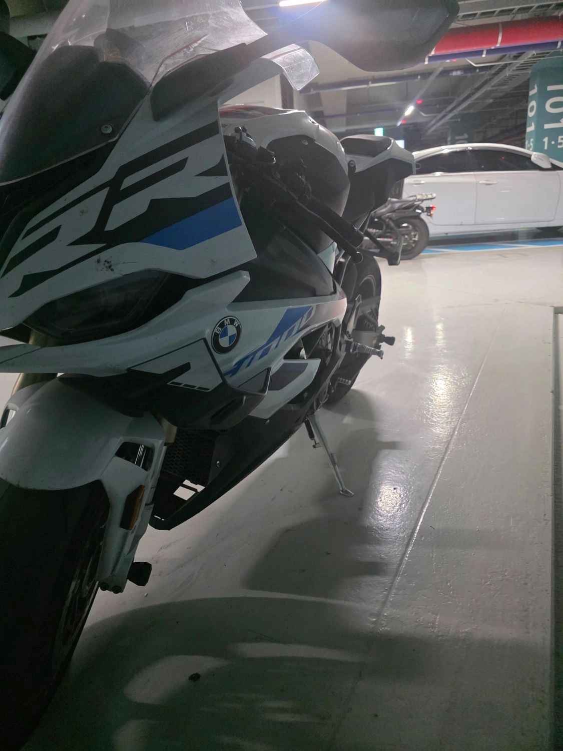 BMW S 1000 RR 2024 2024 화이트 사진 3