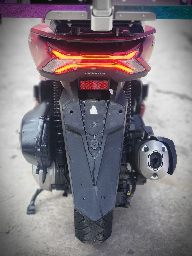 혼다 PCX 125 more