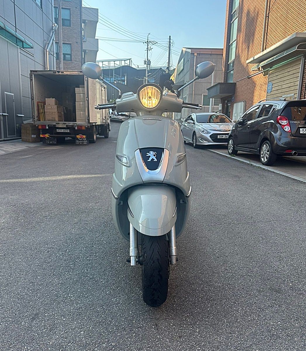 푸조 장고 125 more