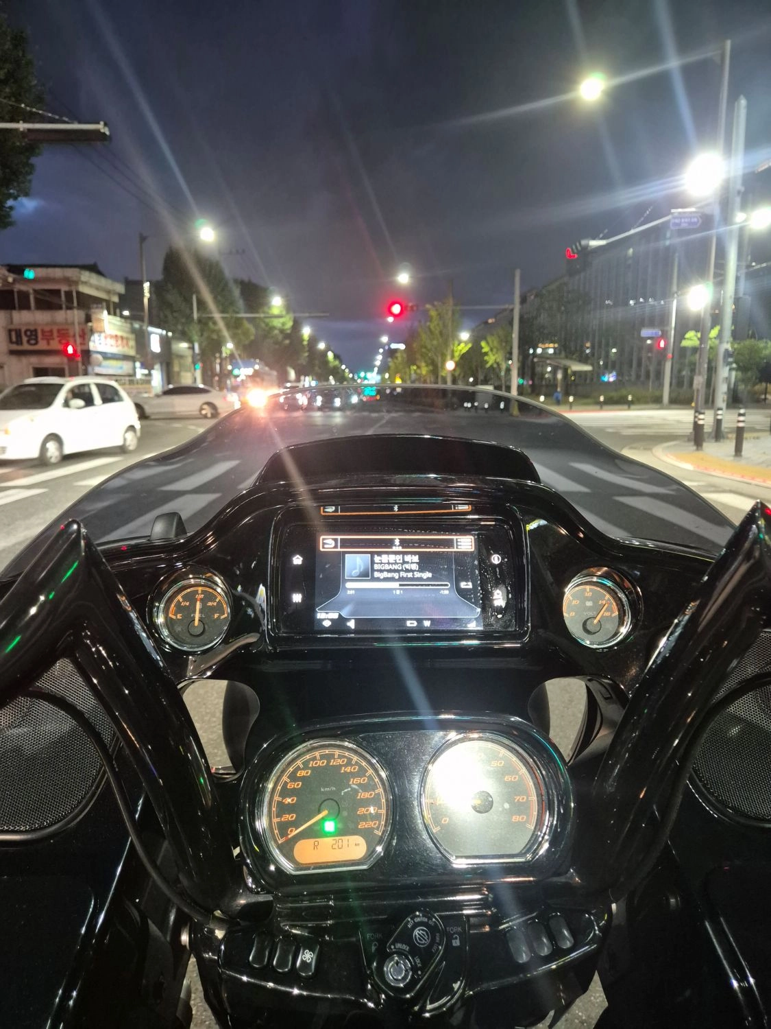 할리데이비슨 로드 글라이드 스페셜 2019 블랙 사진 8