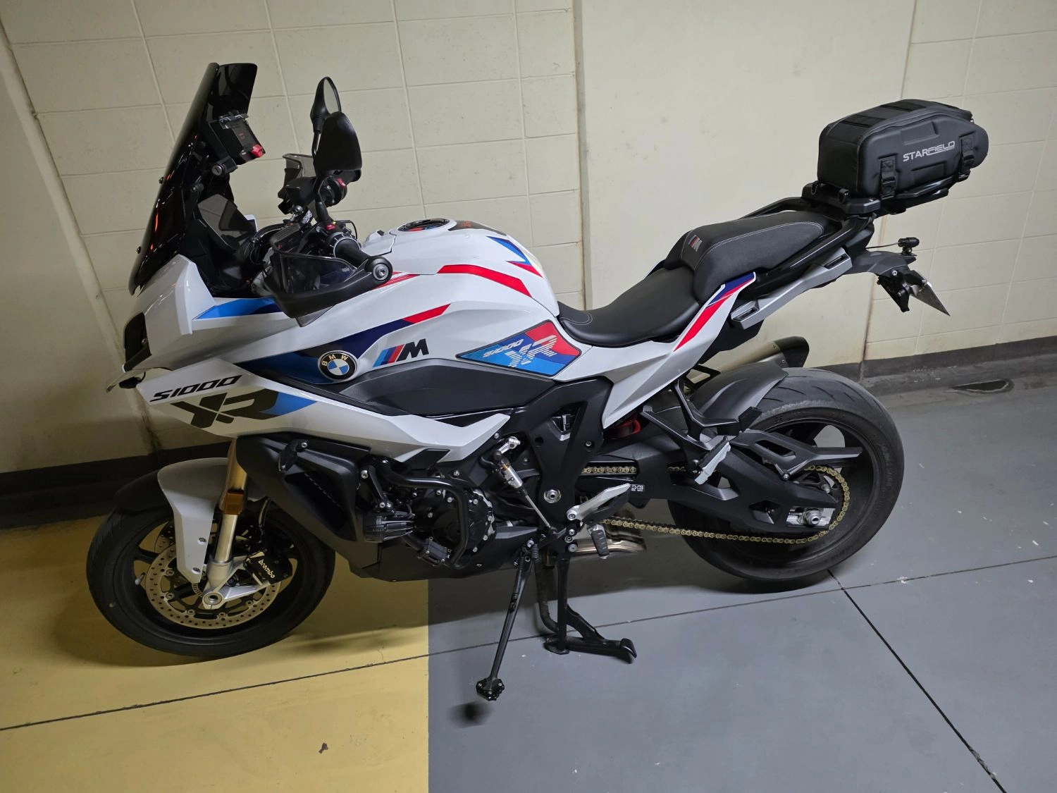 BMW S 1000 XR 2025 화이트 사진 1