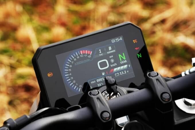 【スズキ GSX-8T 試乗記】温故知新、その先へ。美しさと走りを極めた一台　21画像
