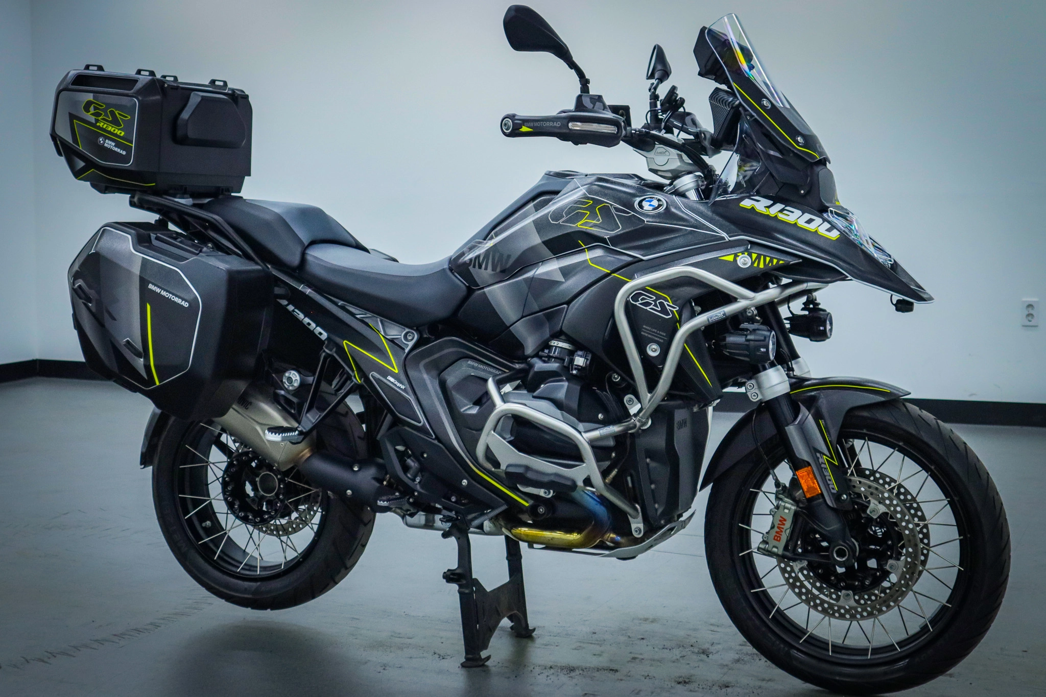 BMW R 1300 GS 2025 블랙 사진 1