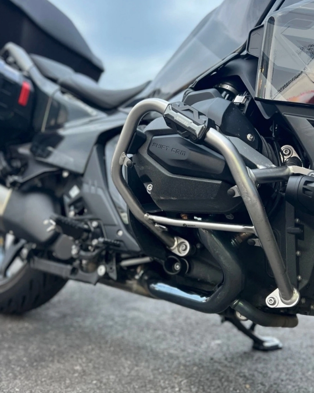 BMW R 1300 RT 2025 블랙 사진 7
