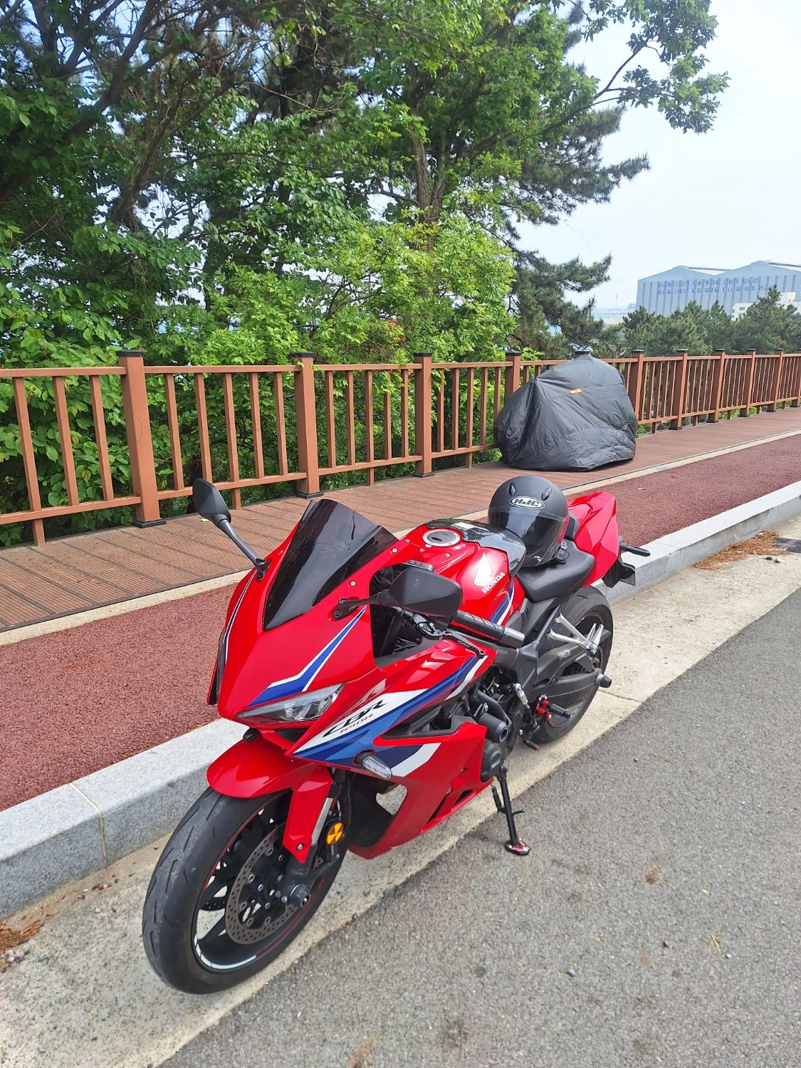 혼다 CBR 650 R E-CLUTCH 2025 사진 1