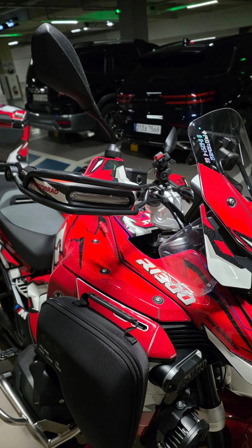 BMW R 1300 GS ADV 2025 레드 사진 8