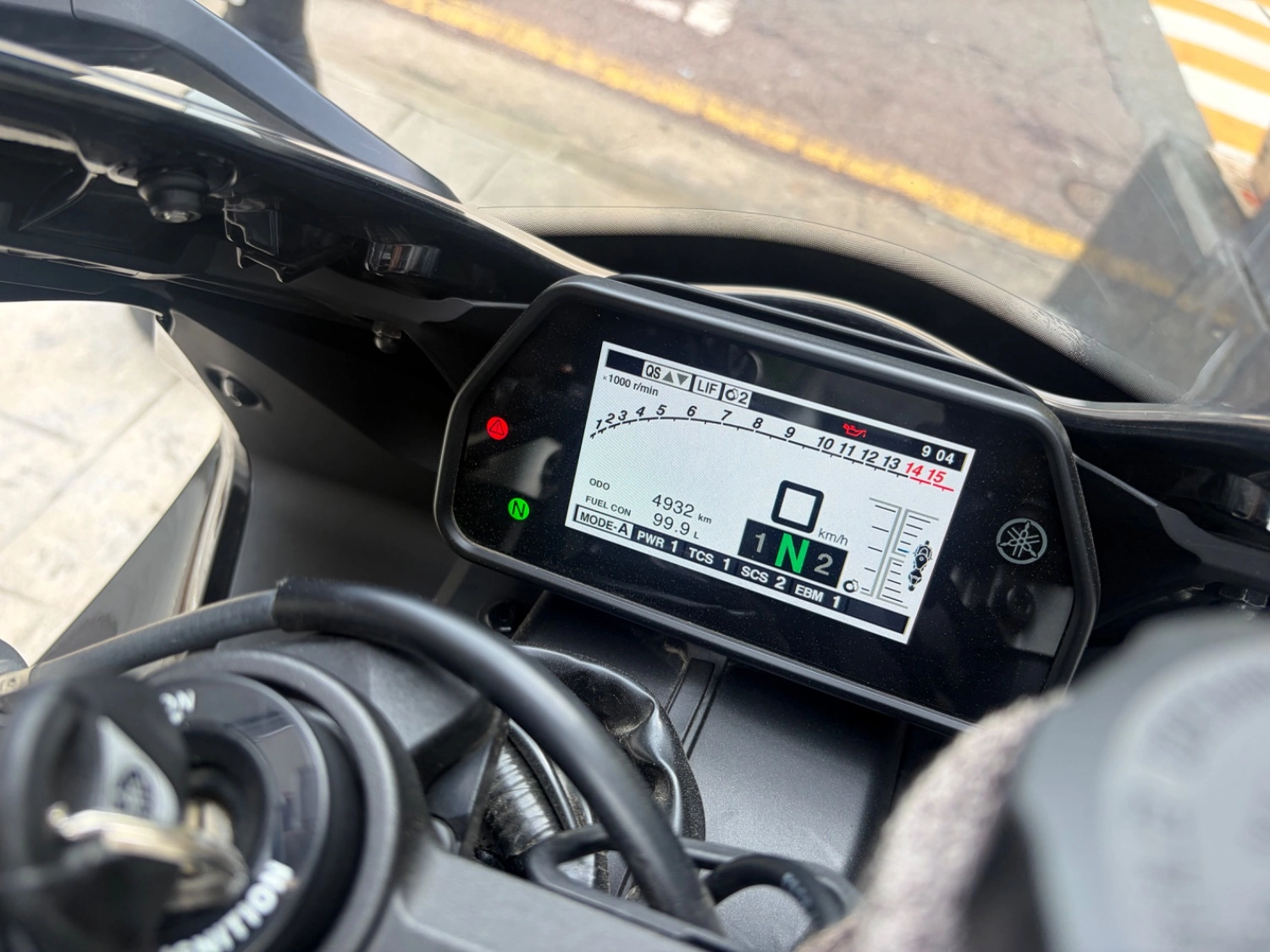 야마하 YZF R1 2024 블랙