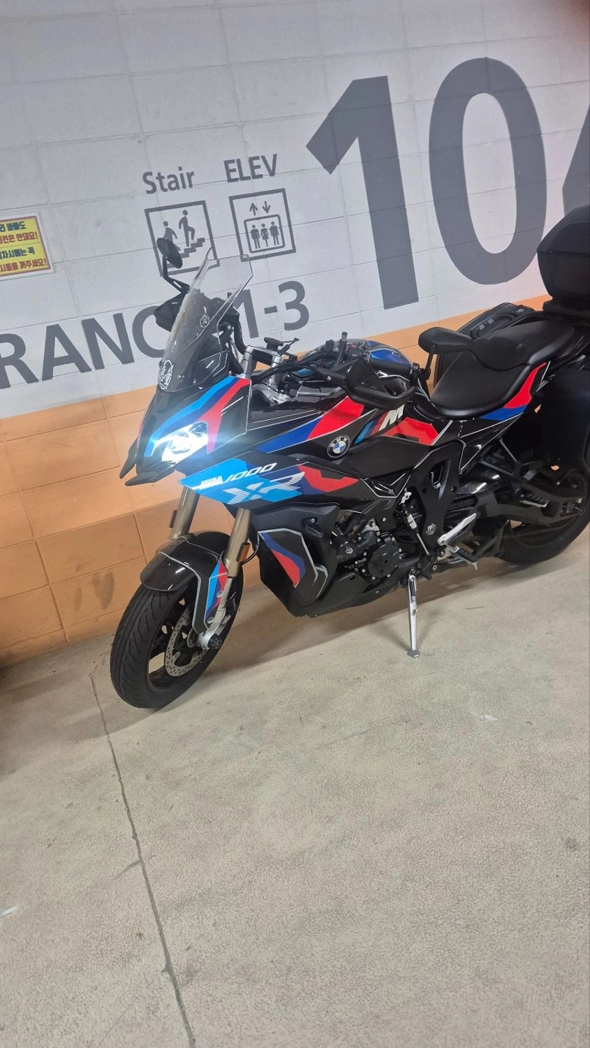 BMW S 1000 XR 2021 블루