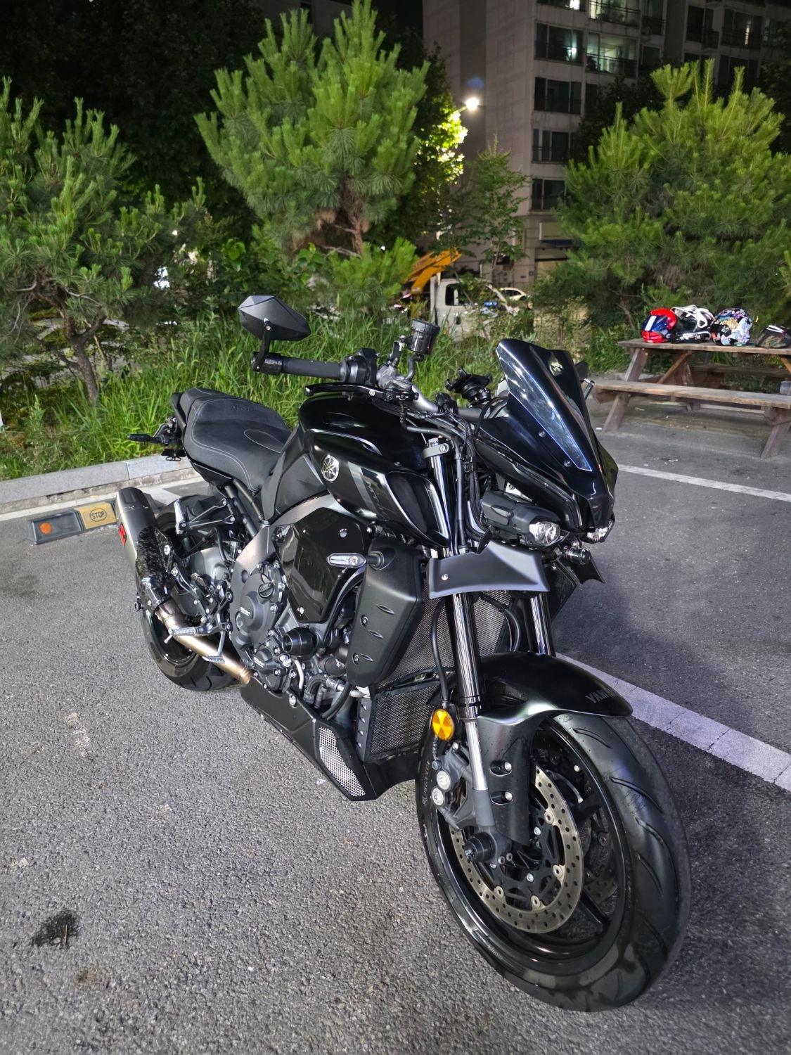 야마하 MT 10 2022 블랙 사진 1