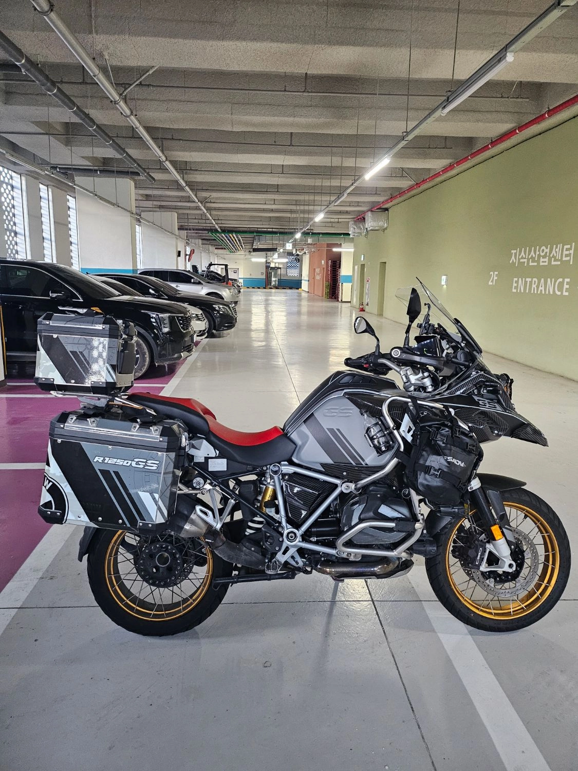 BMW R 1250 GS 2021 블랙 사진 3