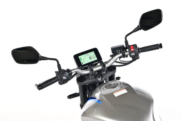 ホンダ｜CB400スーパーフォア Eクラッチ コンセプト｜製品化が待ち遠しいホンダの4気筒ネイキッド! 新型「CB400スーパーフォア Eクラッチ コンセプト」3つの魅力を解説