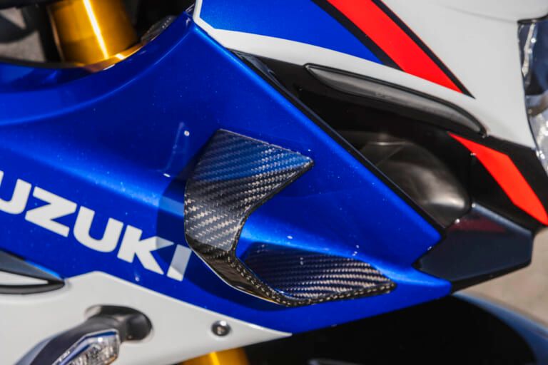 スズキ｜GSX-R1000R｜日本上陸が待ちきれない! スズキ新型「GSX-R1000R」が魅せる40周年の劇的進化を海外モデルでチェック
