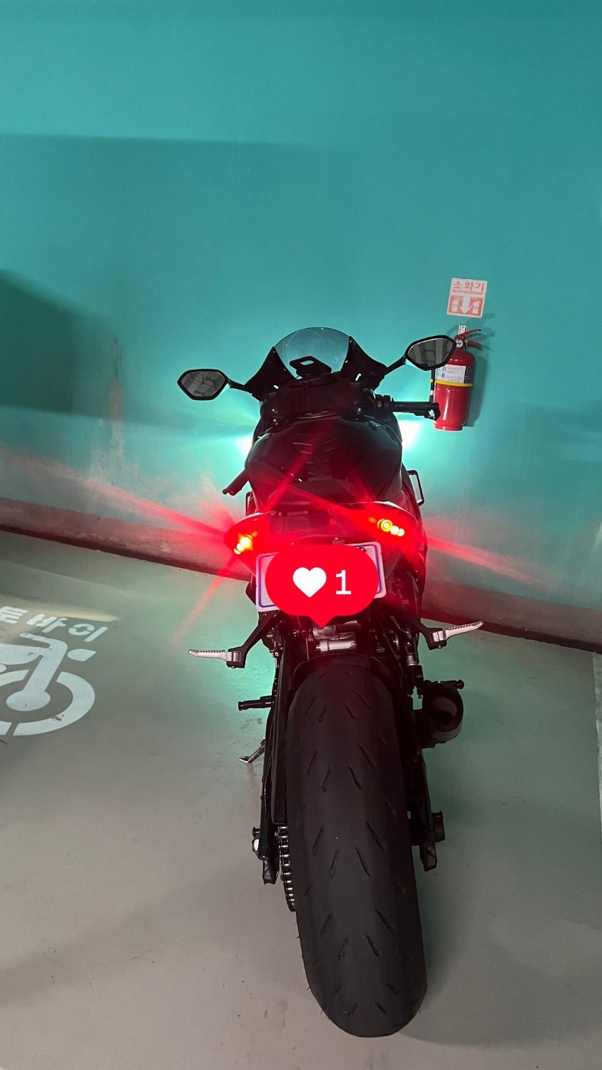 BMW S 1000 RR 2021 블랙 사진 5