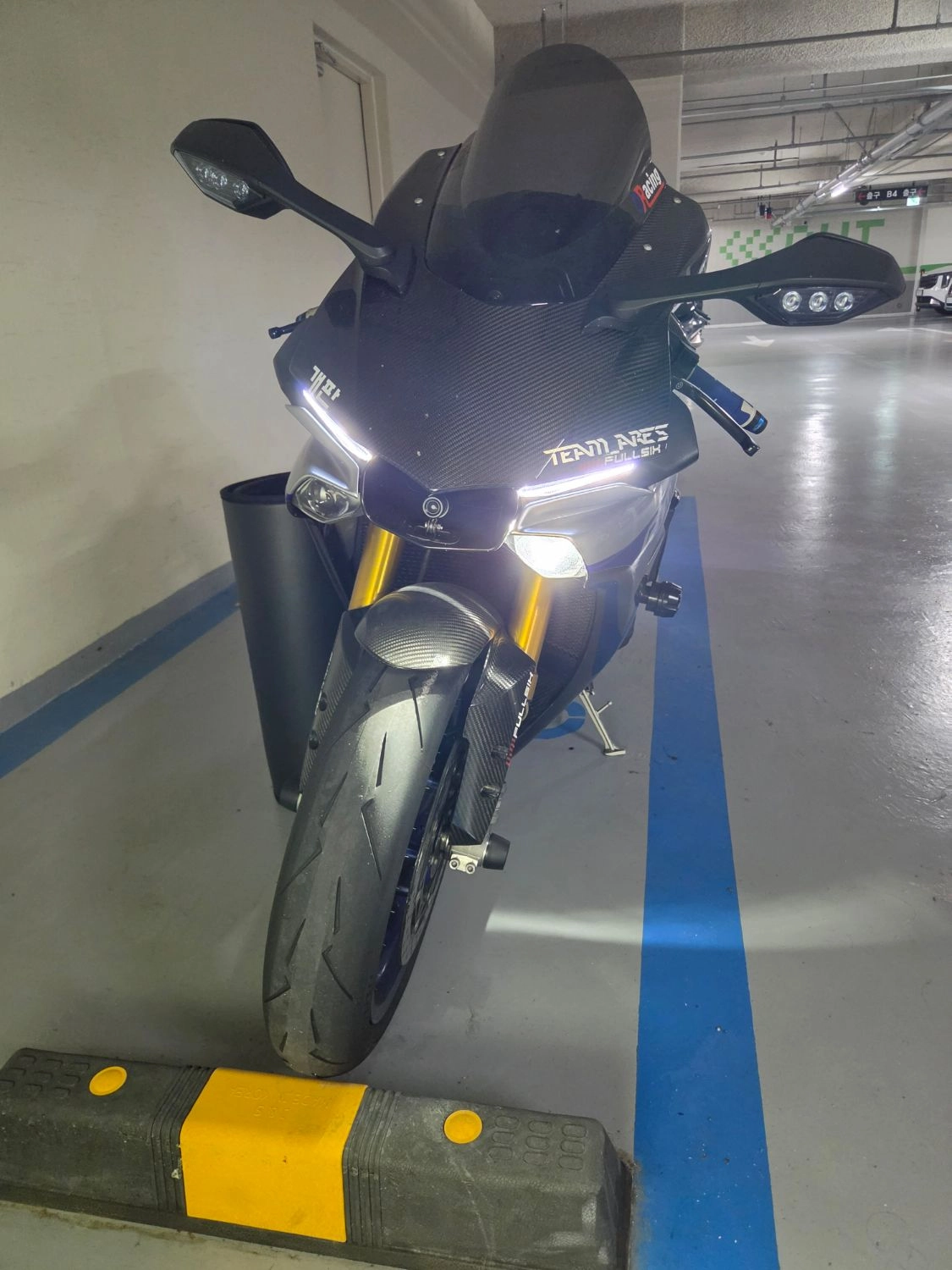 야마하 YZF R1 M 2018 네이비 사진 1