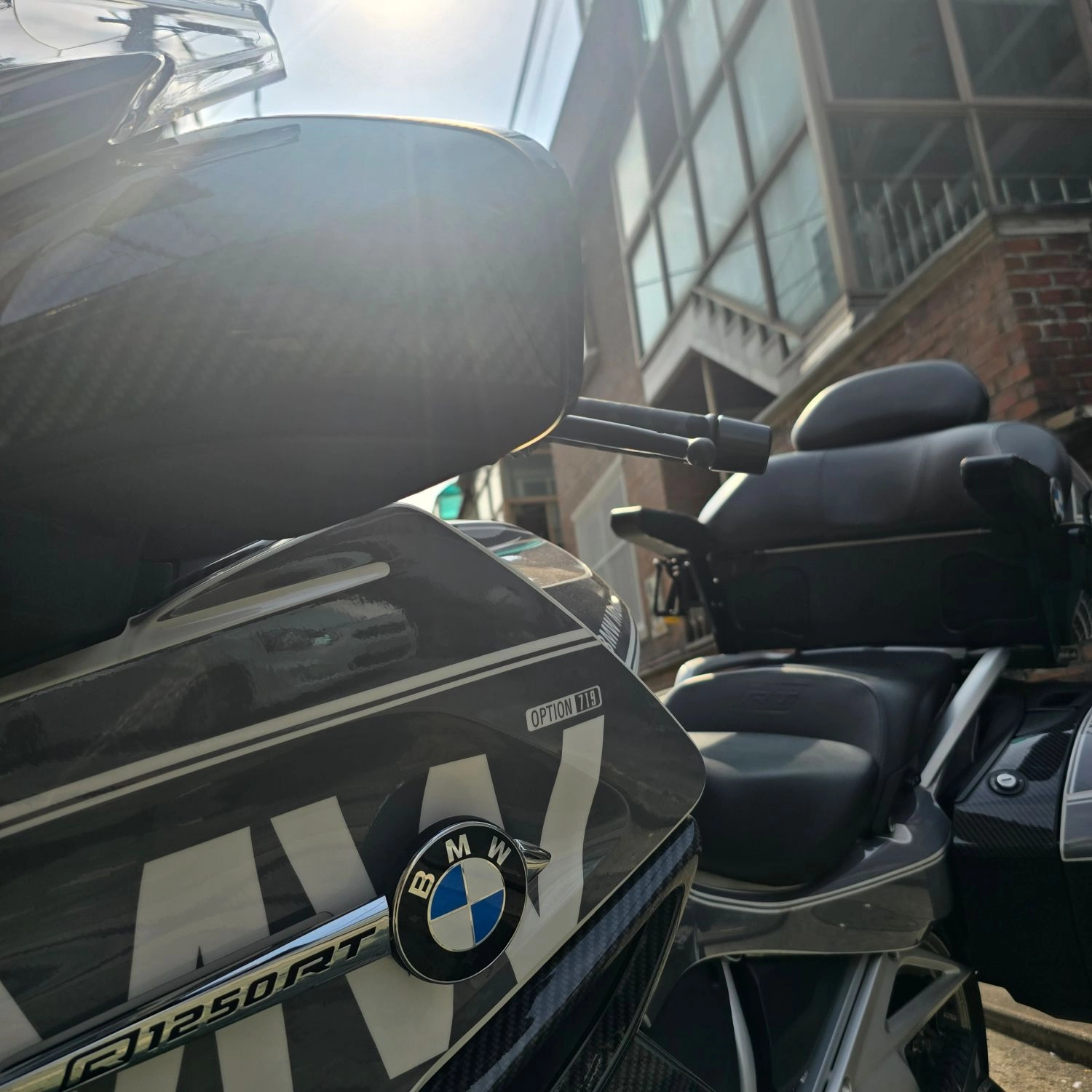 BMW R 1250 RT 2023 블랙 사진 3
