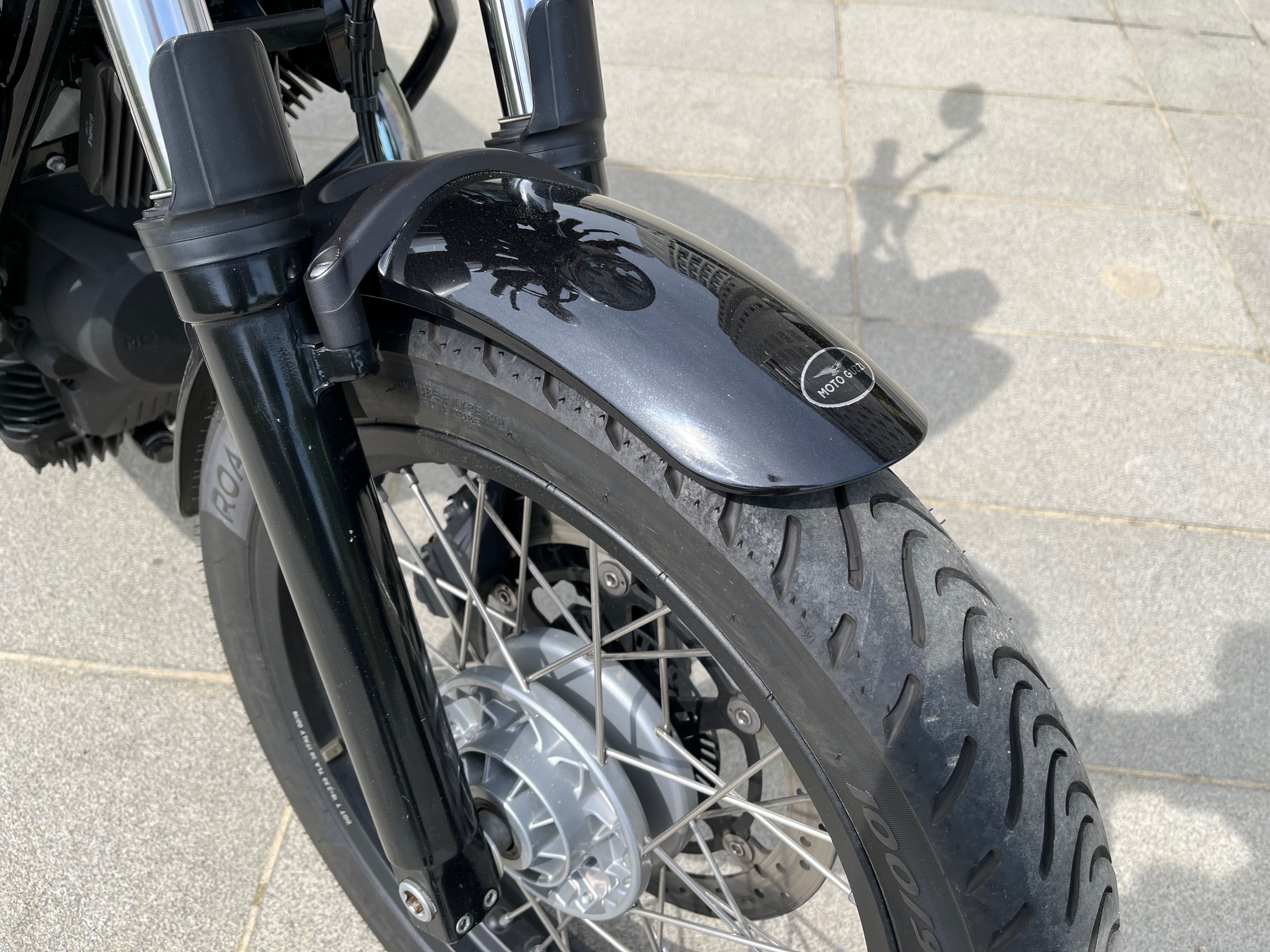 모토구찌 V7 II 스페셜 ABS more