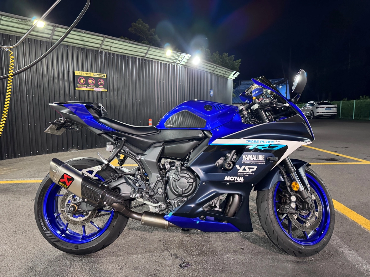 야마하 YZF R7 2022 블루