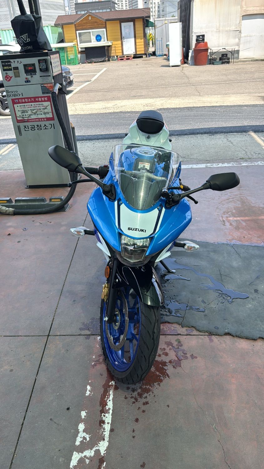스즈키 GSX R 125 ABS more
