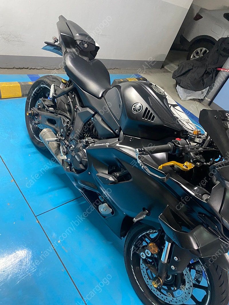 야마하 YZF R7 more