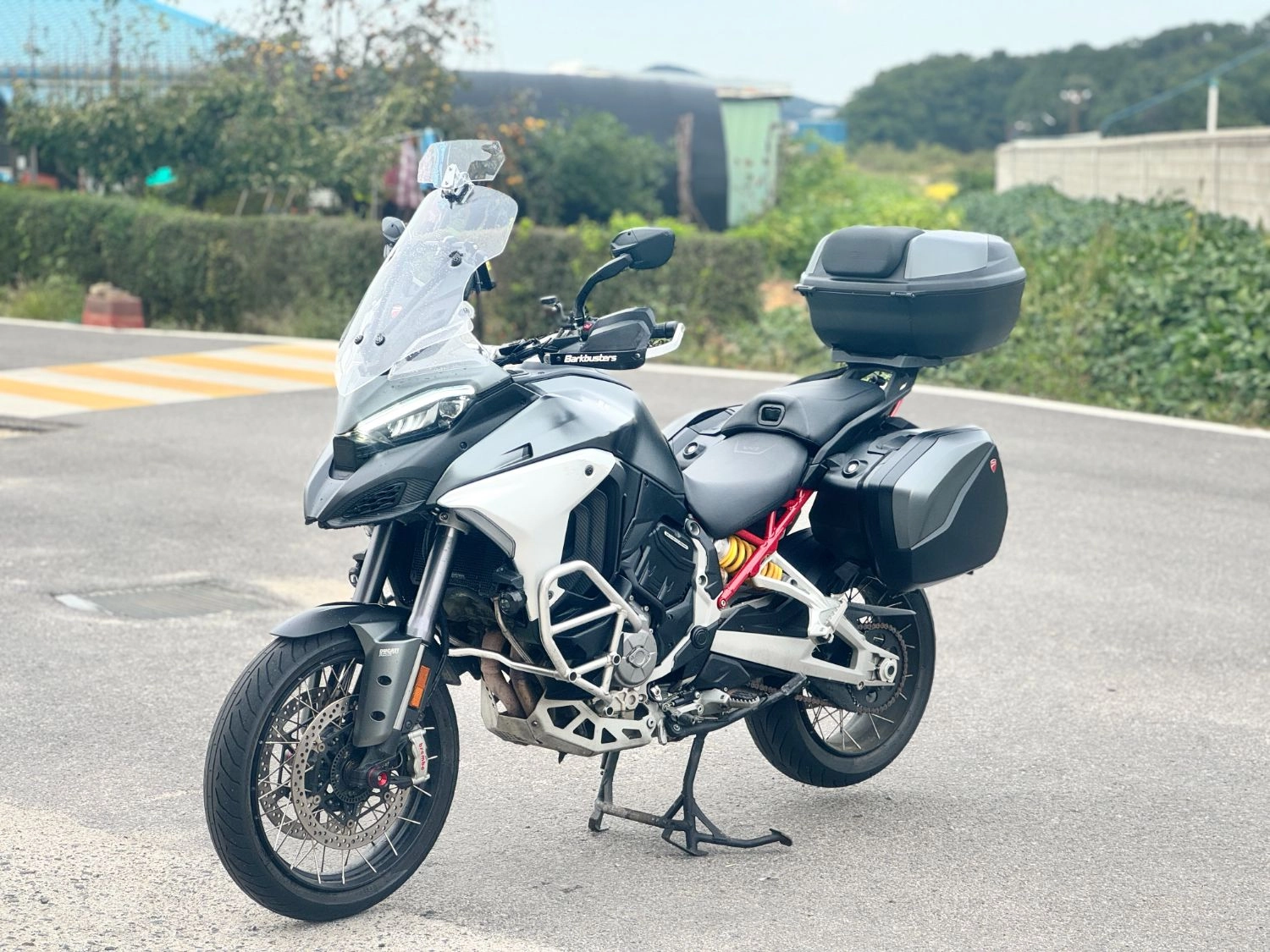 두카티 멀티스트라다 V4 S 2021 화이트 사진 7