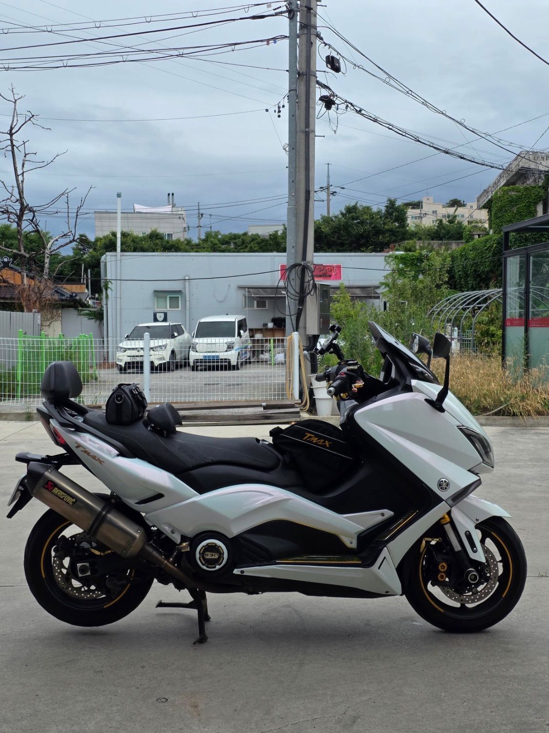 야마하 TMAX 530 more