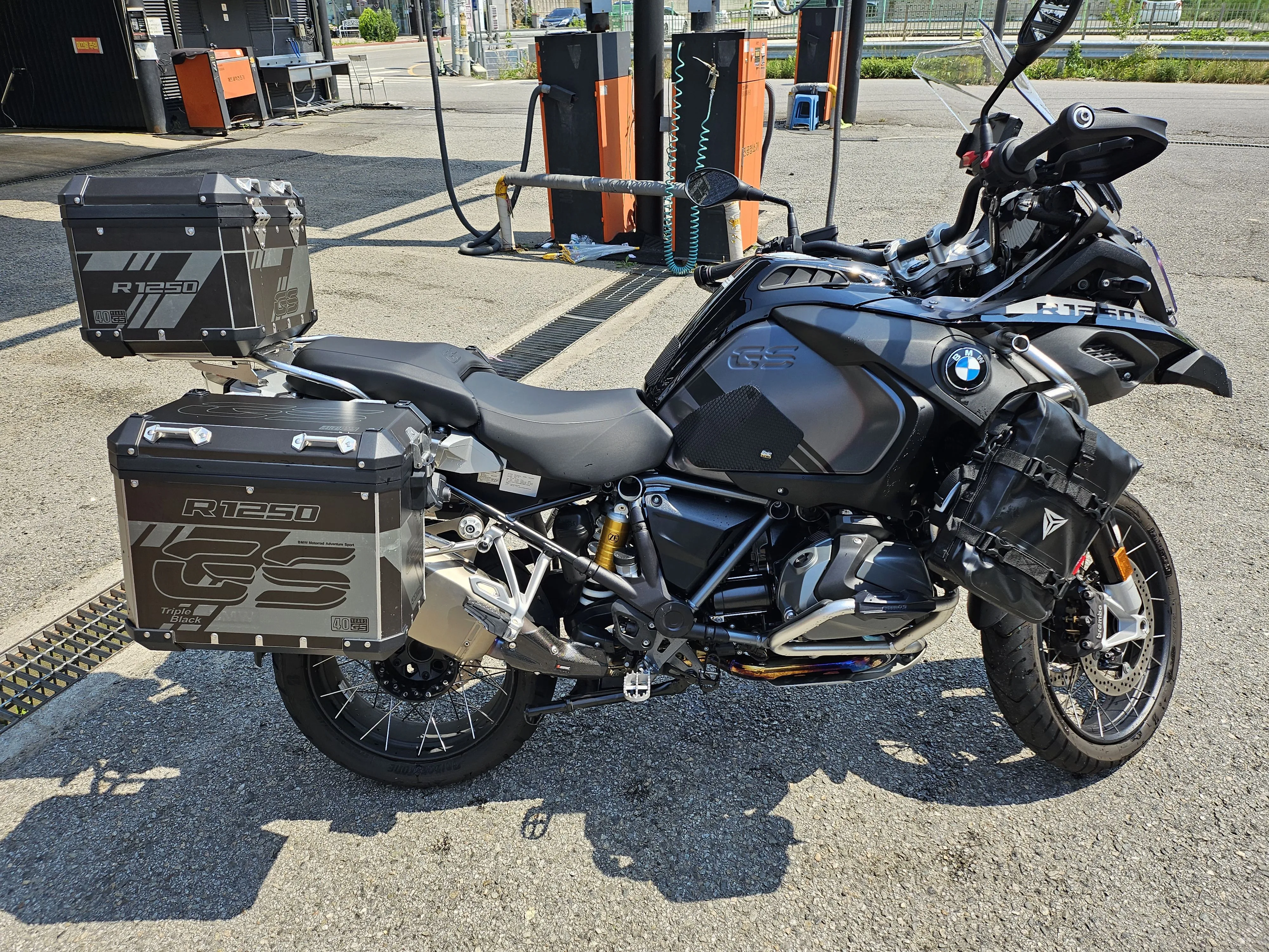BMW R 1250 GS 어드벤처 2024 네이비 사진 4