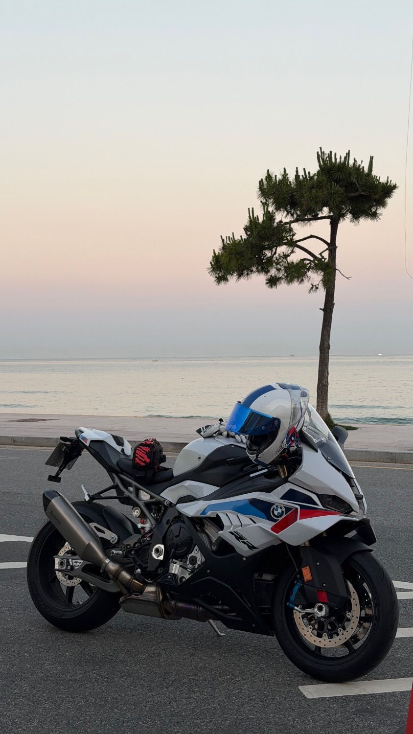 BMW S 1000 RR main