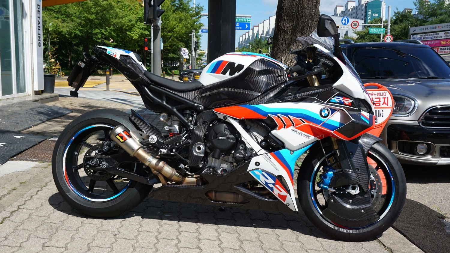 BMW S 1000 RR 2026 화이트 사진 6