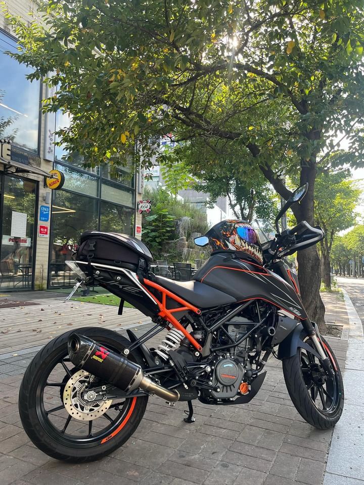 KTM 125 듀크 main