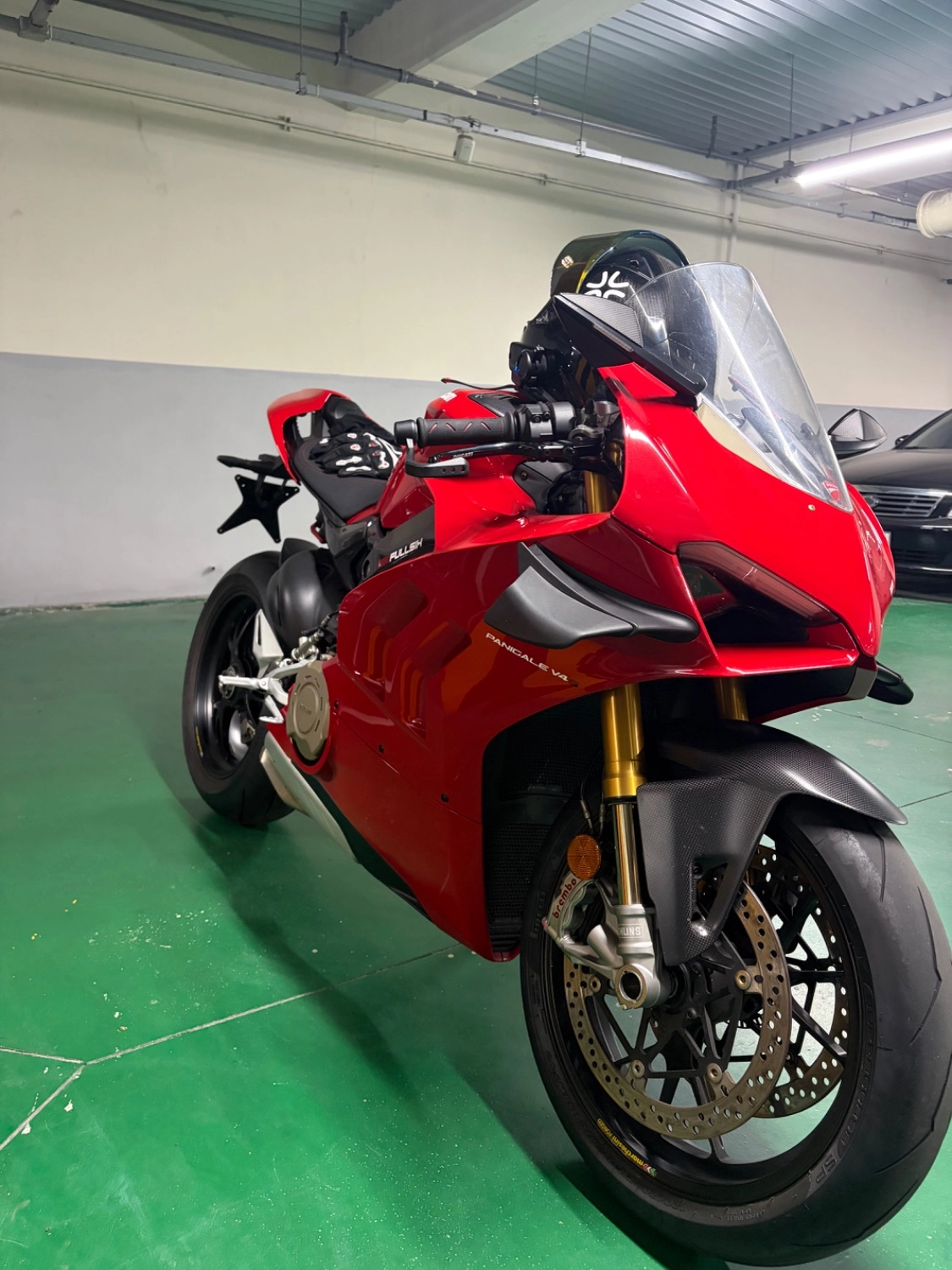 두카티 파니갈레 V4 S 2020 레드 사진 3