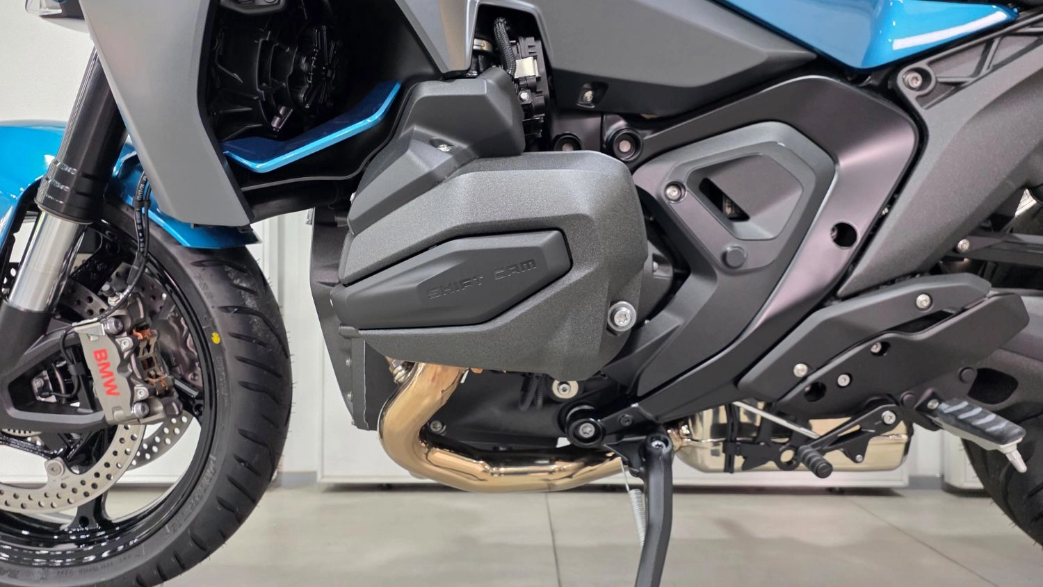 BMW R 1300 R 2026 블루 사진 4