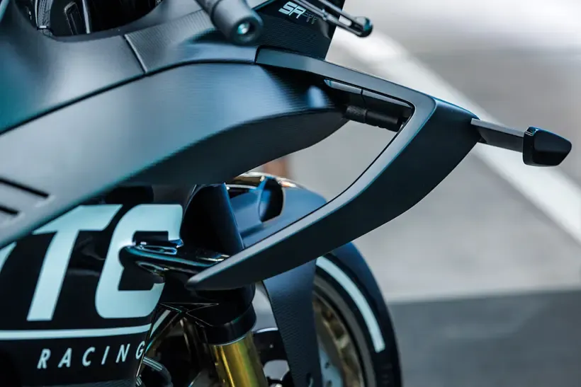 CFMoto V4 SR-RR aero wing rear view