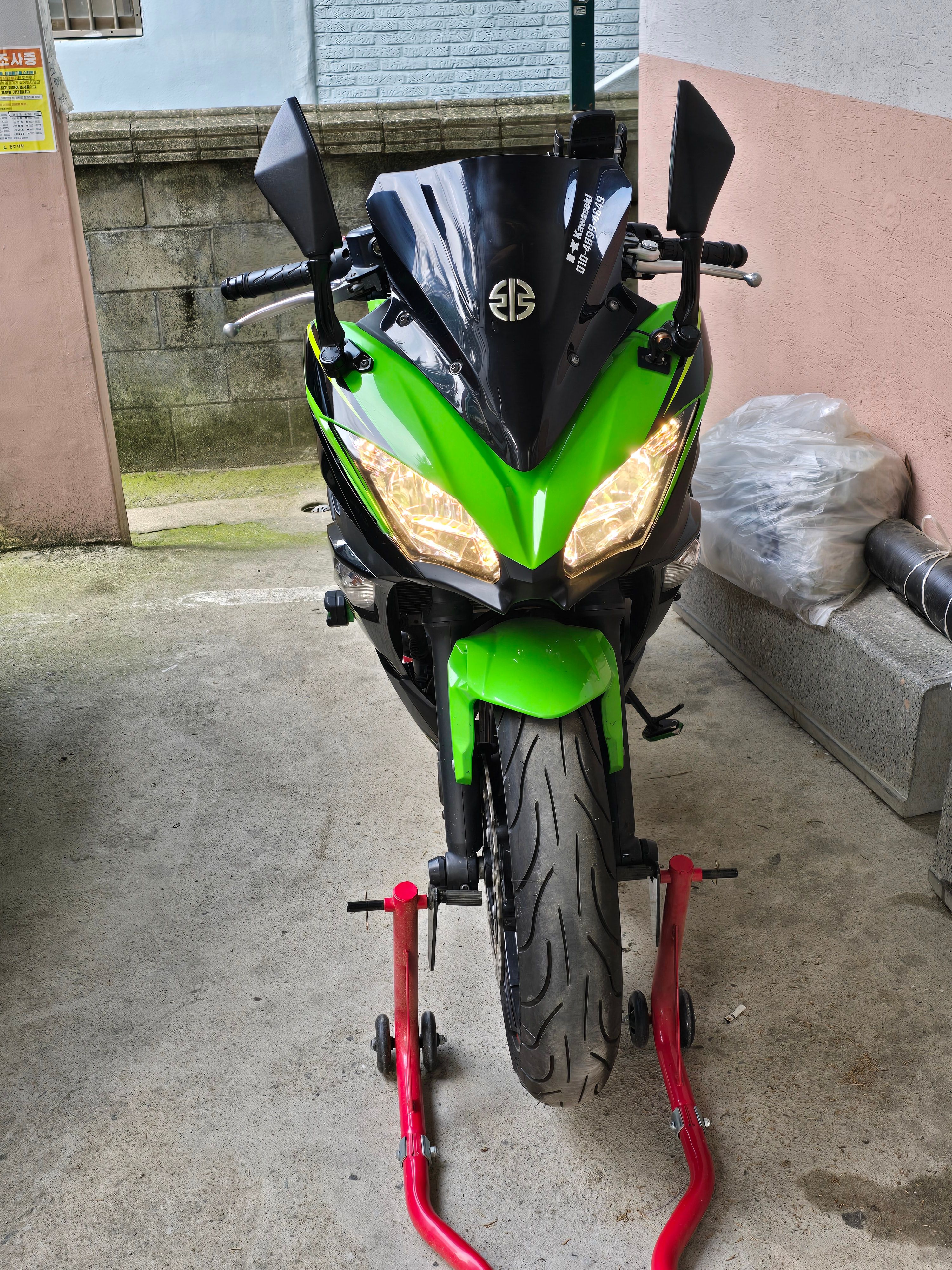 가와사키 닌자 650 thumb 2