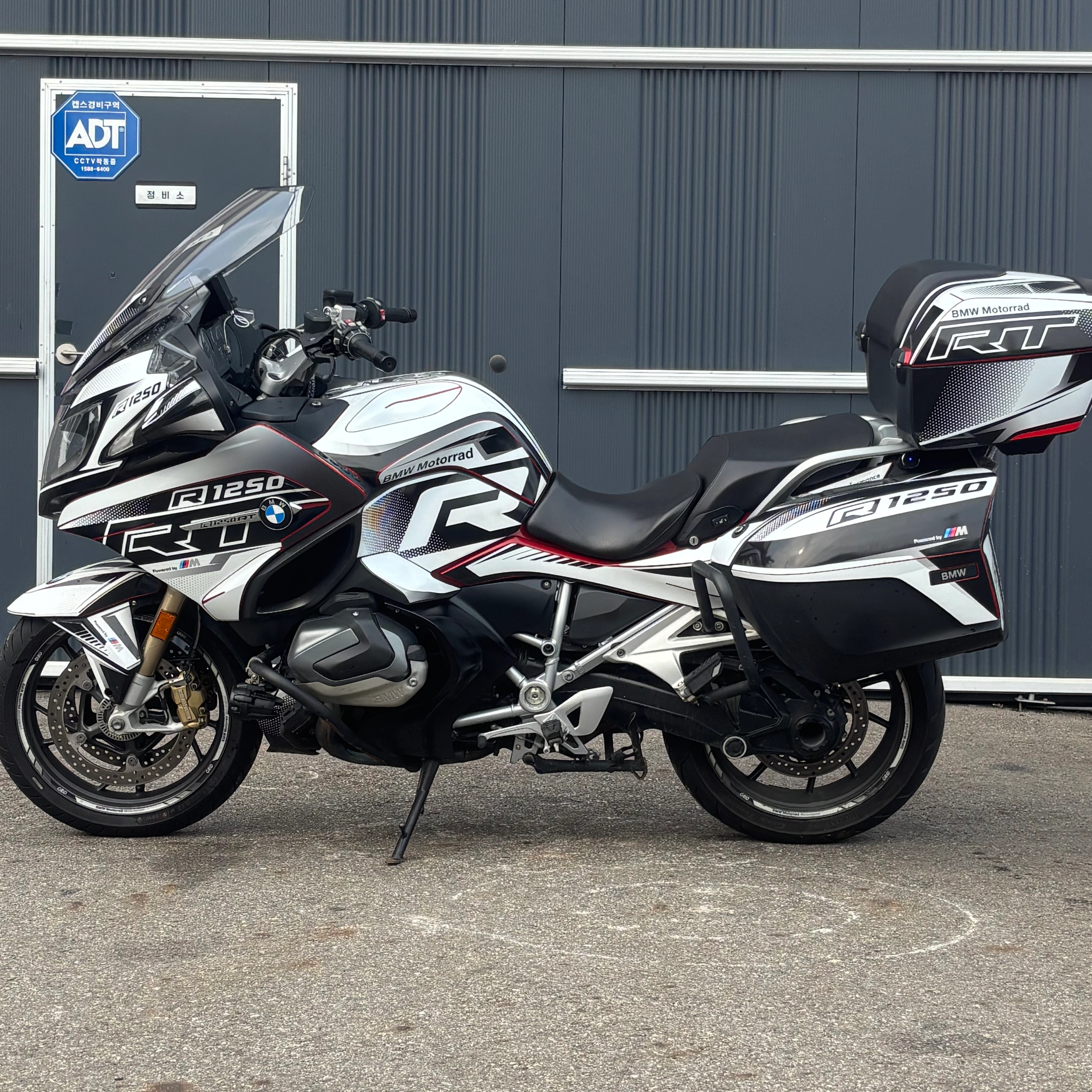 BMW R 1250 RT 2019 화이트 사진 4