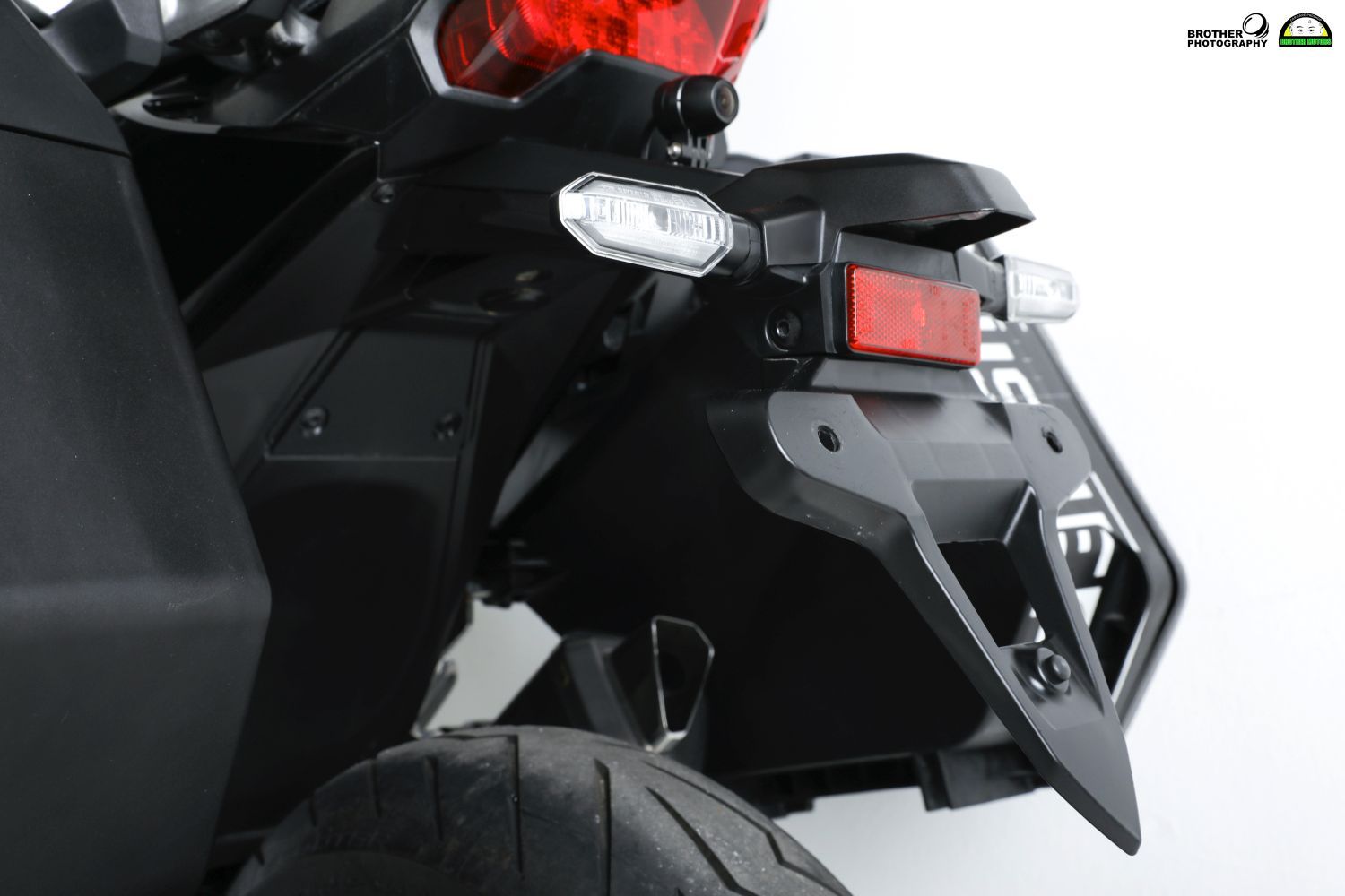 혼다 포르자 750 more