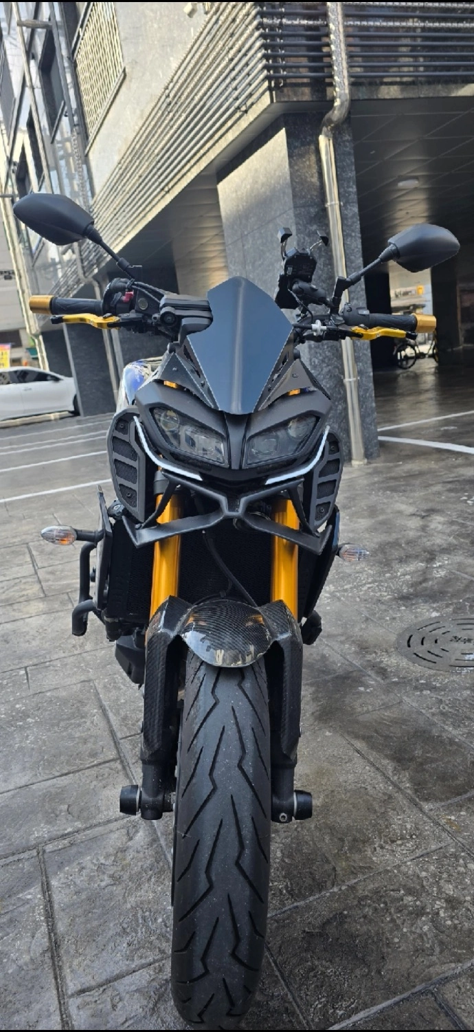 야마하 MT 09 SP