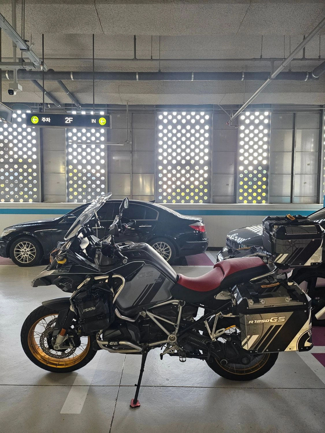 BMW R 1250 GS 2021 블랙 사진 2