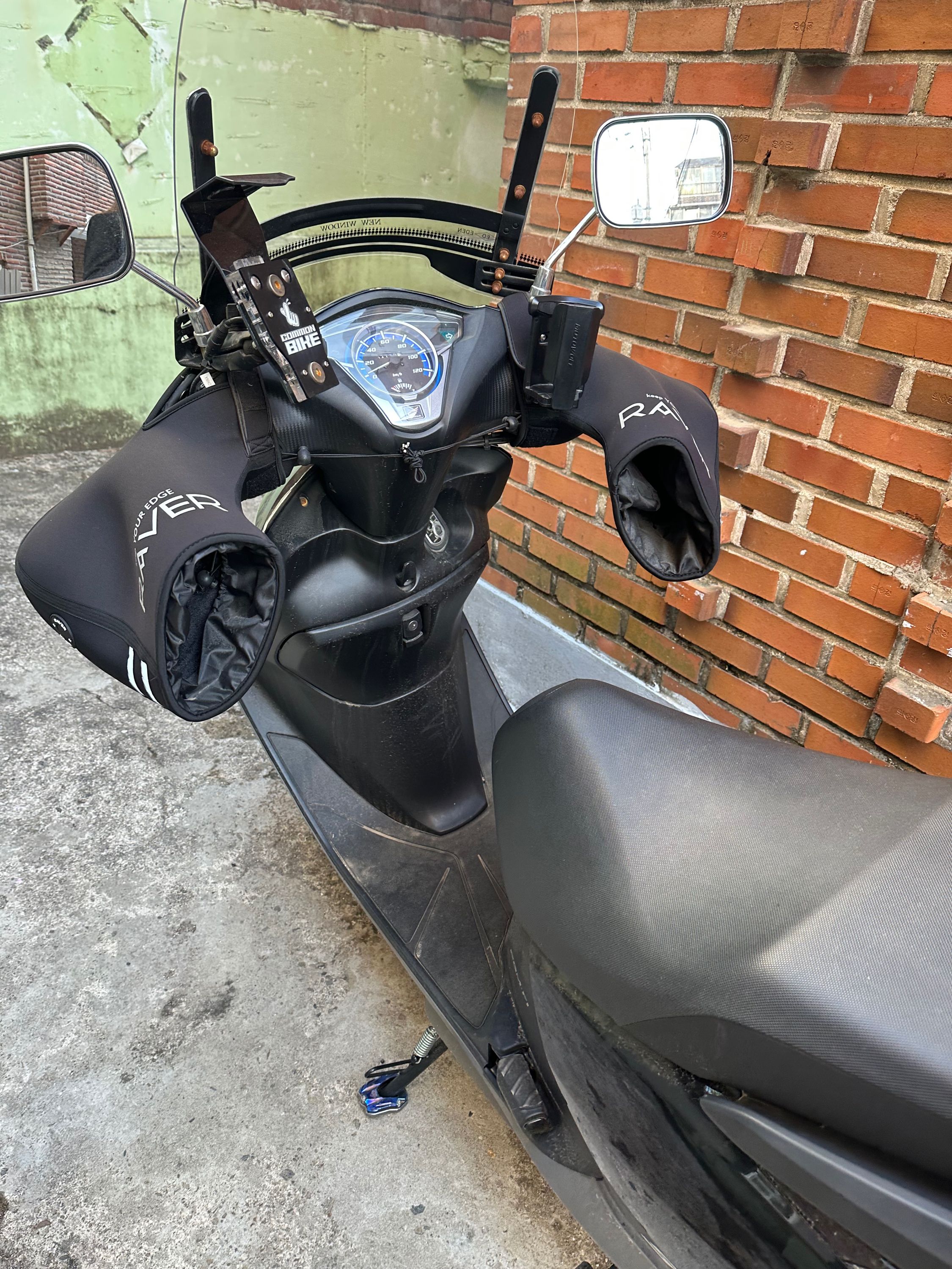 혼다 SCR 110 α thumb 2