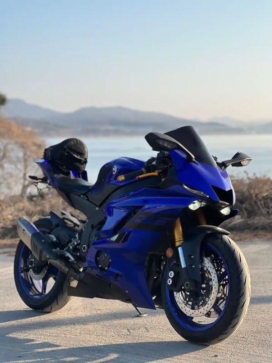 야마하 YZF R6 main