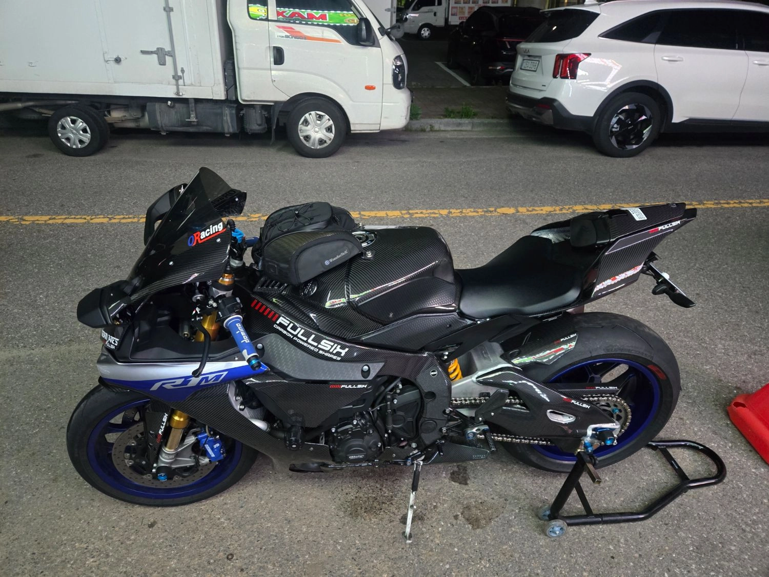 야마하 YZF R1 M 2018 네이비 사진 5